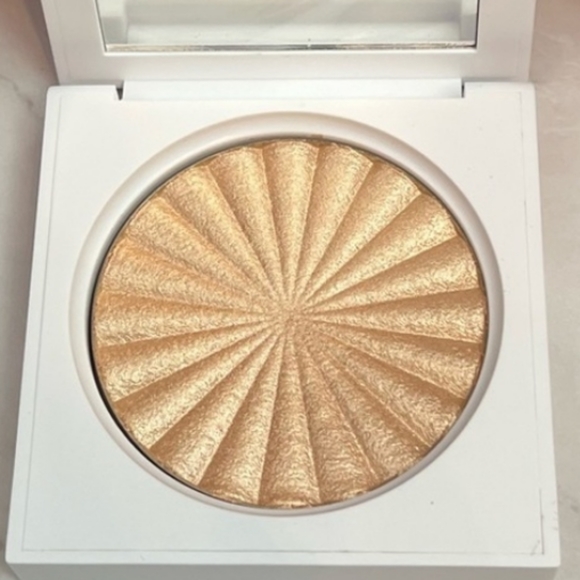 OFRA Highlighter Rodeo Drive - Picture 2 of 6